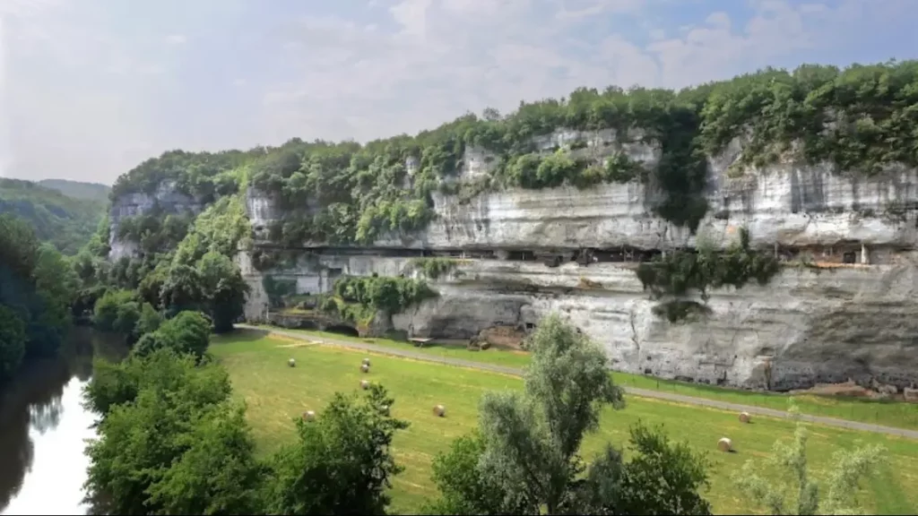 La Roque Saint-Christophe